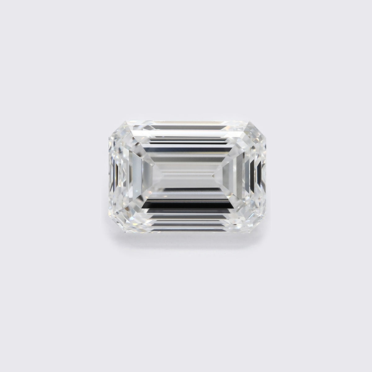 0,90 ct smaragdslipt lab-grown diamant sett ovenfra